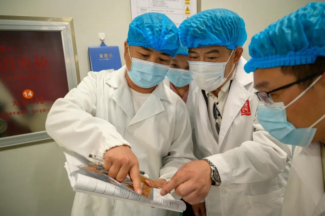 宜阳县市场监视治理局孙治平副局长一行莅临402cc永利集团食物开展“食物生产一样平常监视检查”现场教学运动_402cc永利集团