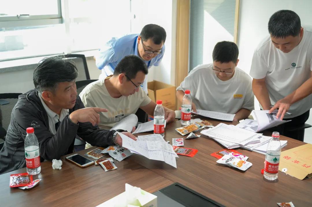 宜阳县市场监视治理局孙治平副局长一行莅临402cc永利集团食物开展“食物生产一样平常监视检查”现场教学运动_402cc永利集团