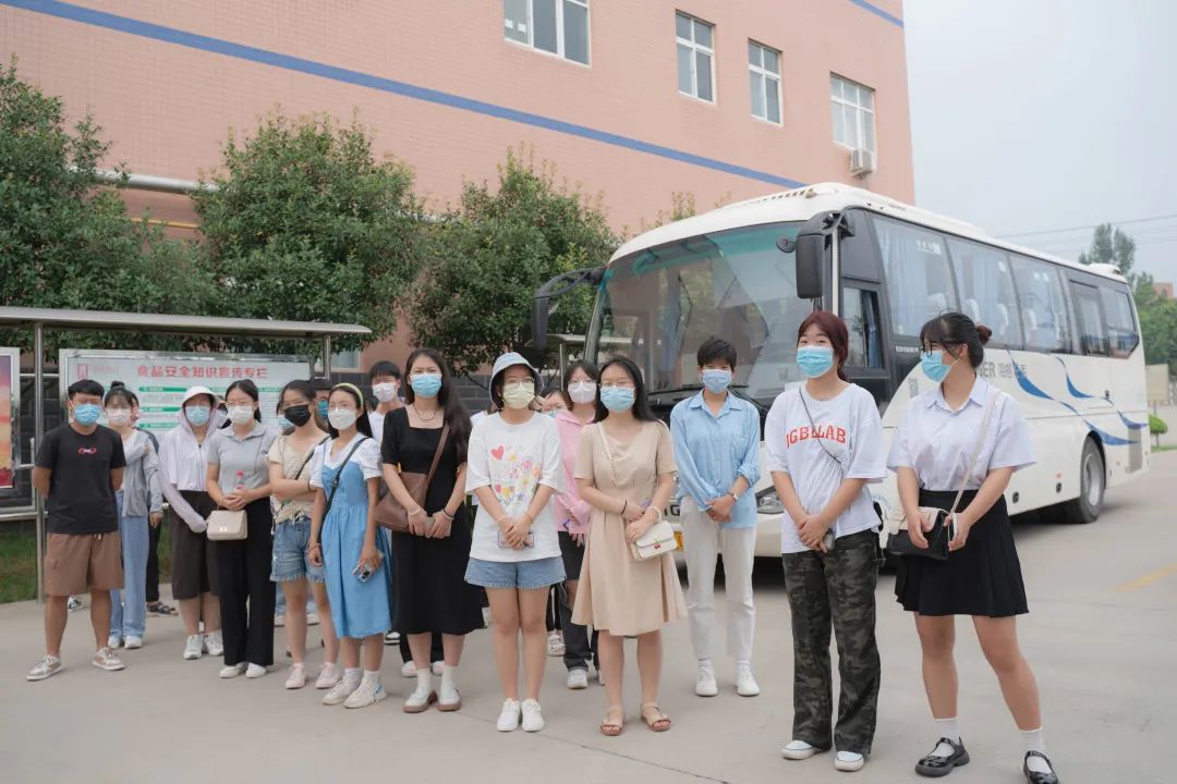 “青年看宜阳”专题运动走进402cc永利集团食物_402cc永利集团